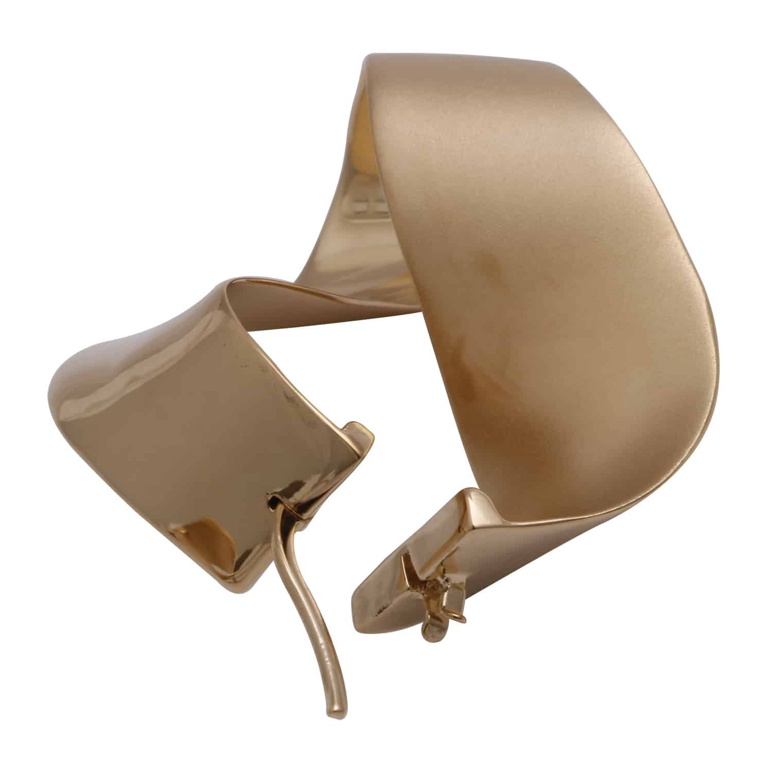 Thin gold earring